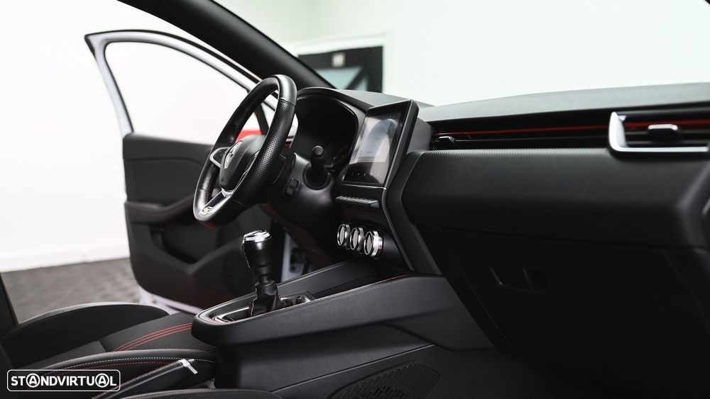 Renault Clio - 37