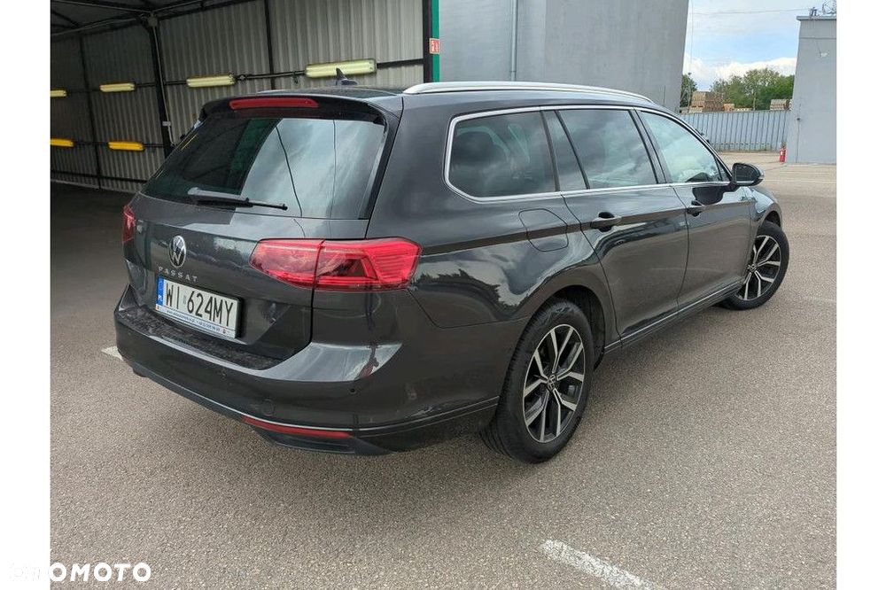 Volkswagen Passat Variant 2.0 TDI SCR Business DSG - 3