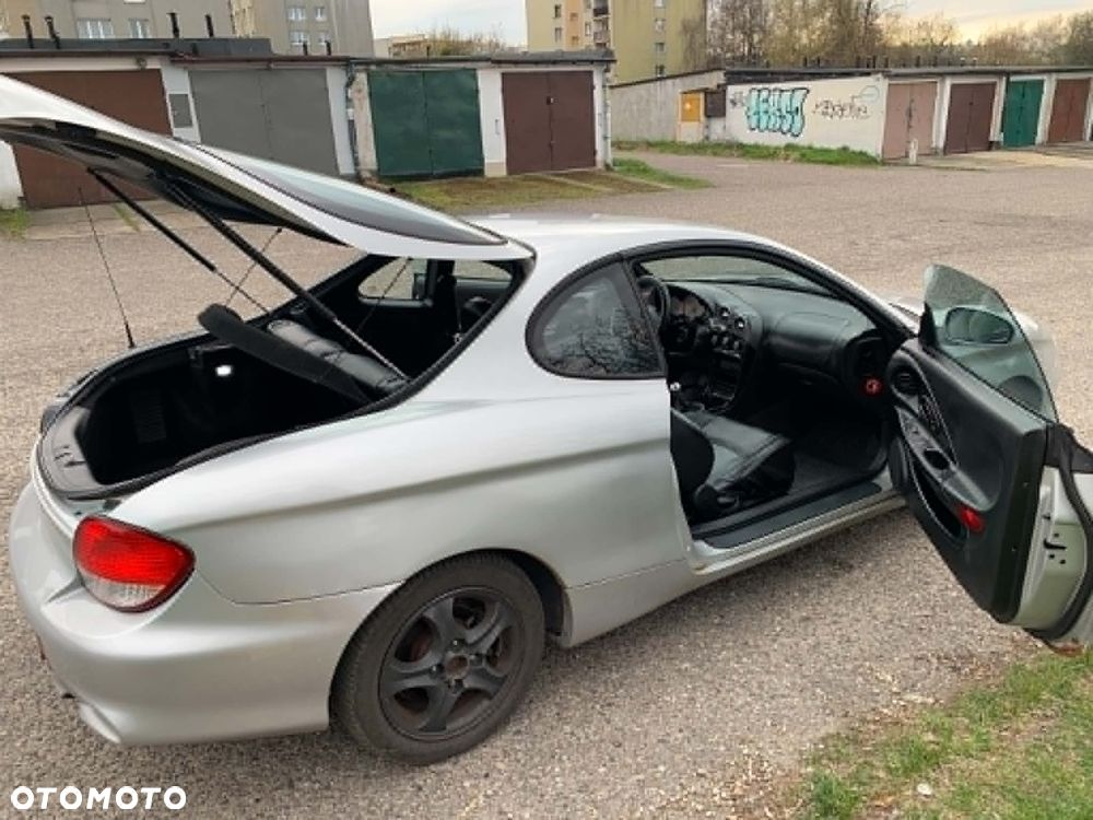 Hyundai Coupe 1.6 - 12
