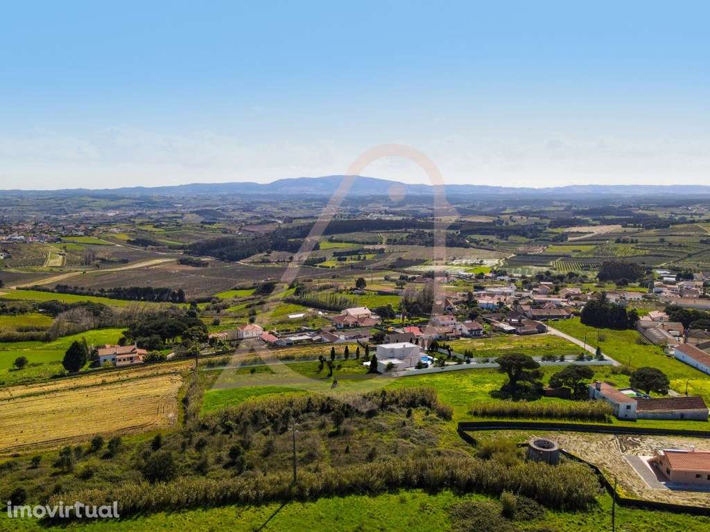 Moradia Unifamiliar em Início de Construção com Piscina | Lote de 4... - Grande imagem: 5/5