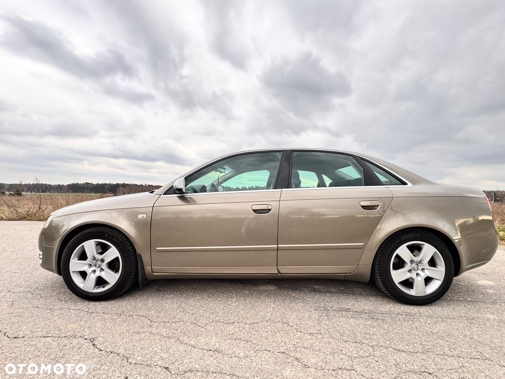 Audi A4 Limousine 2.0T FSI - 9