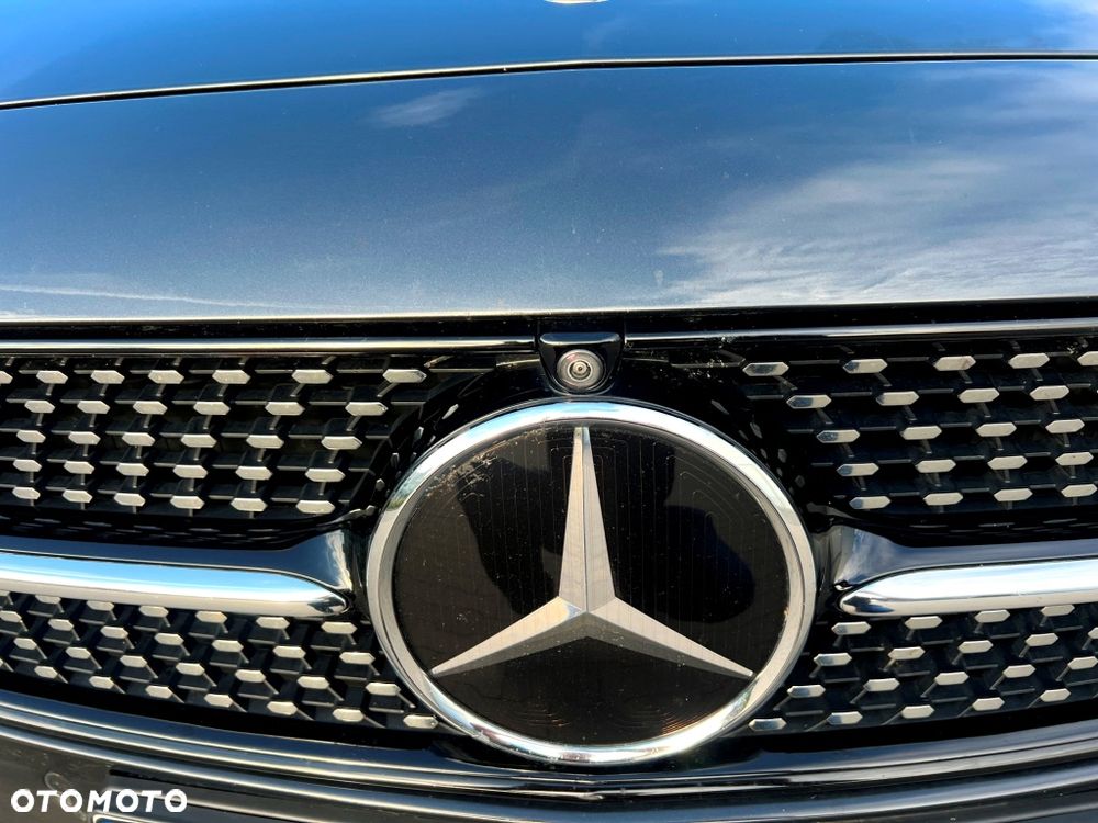 Mercedes-Benz Klasa E 300 de 4Matic 9G-TRONIC AMG Line - 14