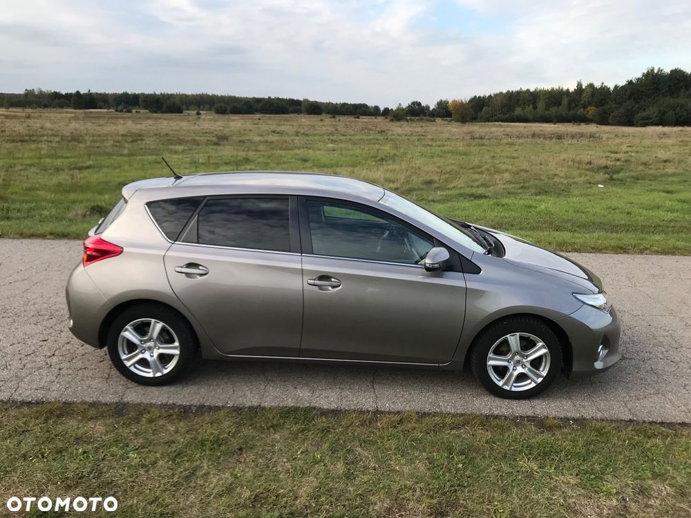 Toyota Auris - 7