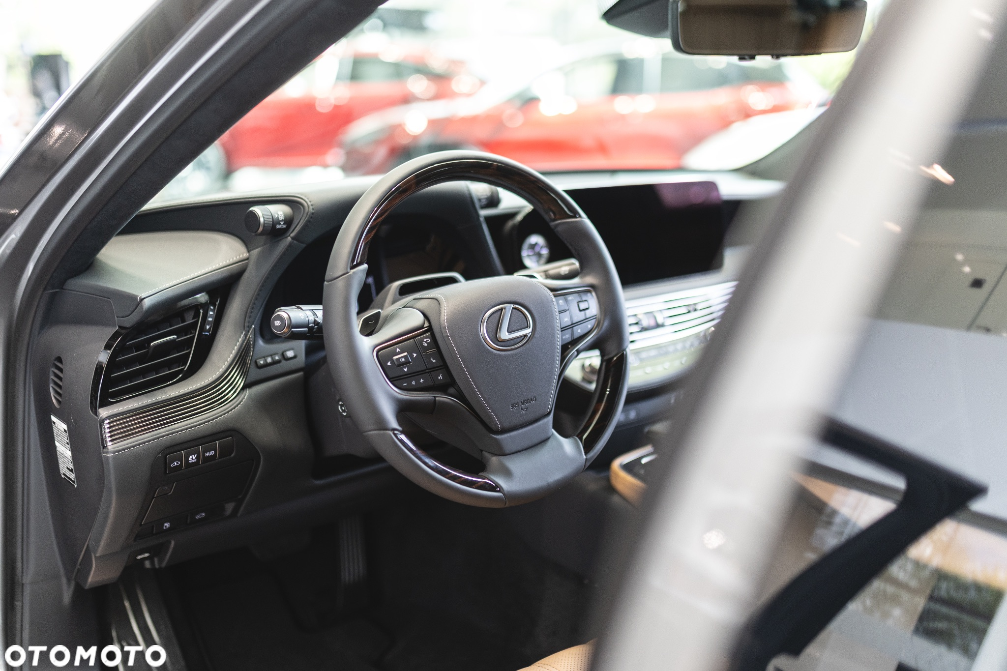 Lexus LS 500h Prestige AWD - 4