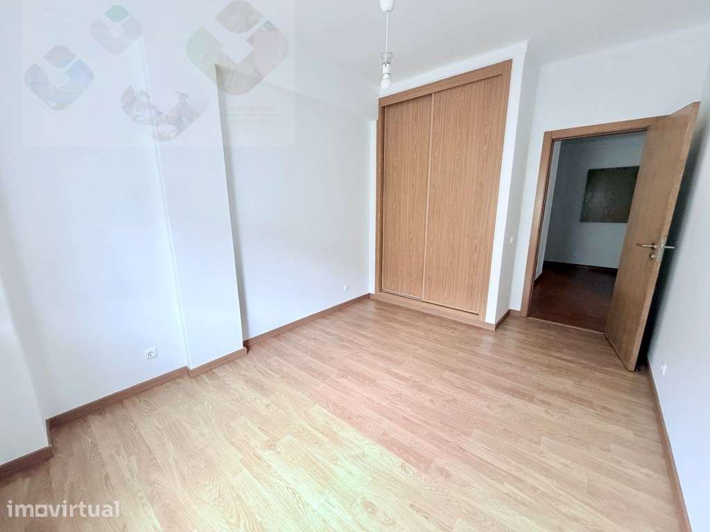 Amadora Venteira, Excelente T1, Remodelado e Equipado, Oportunidade... - Grande imagem: 2/25