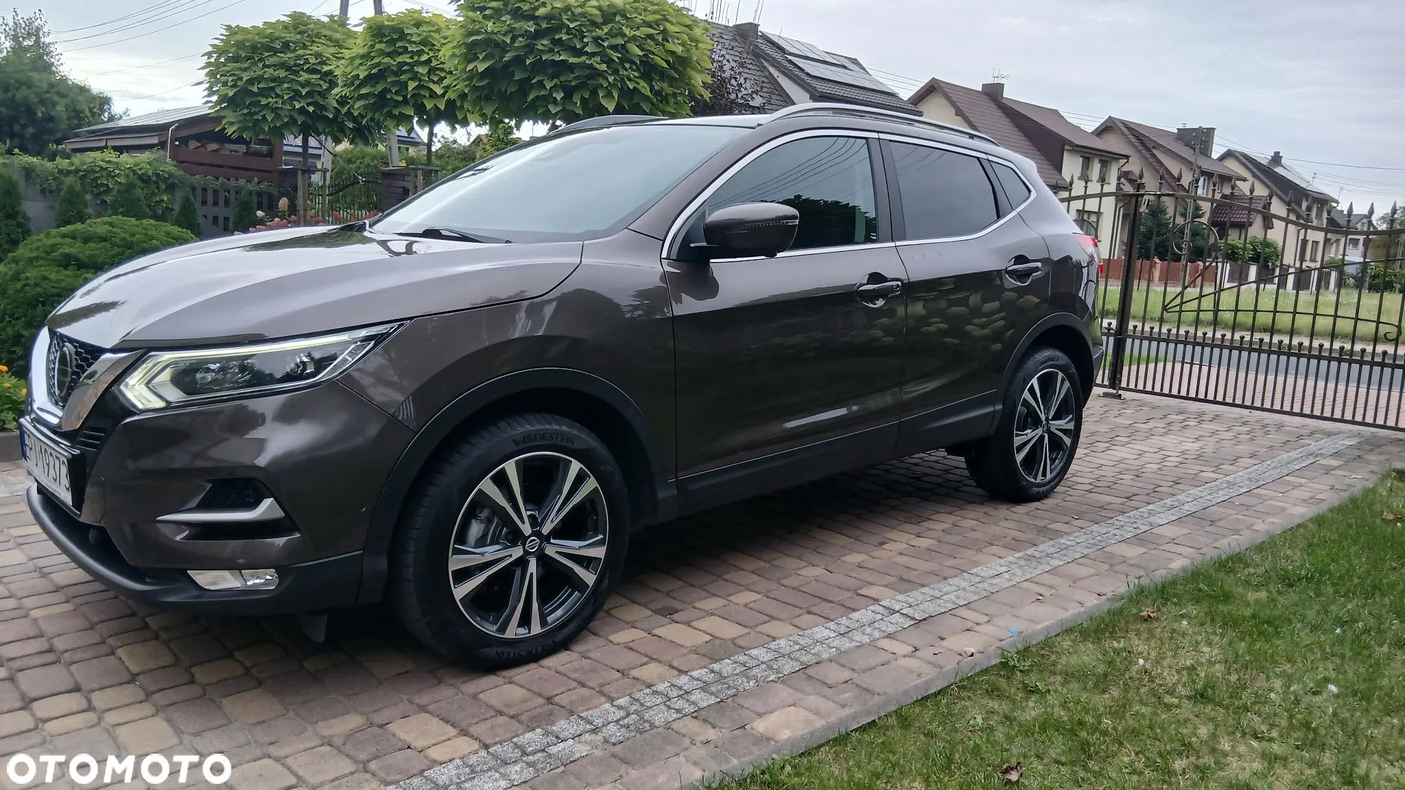 Nissan Qashqai 1.3 DIG-T N-Connecta EU6d - 9