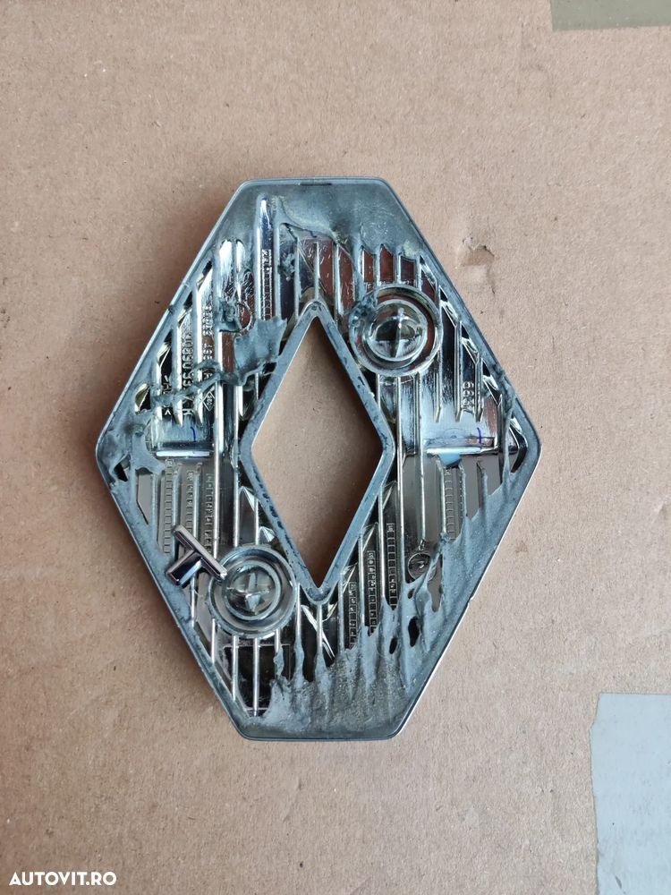 Emblema Sigla Stema Logo OEM haion spate Renault Clio 5 V Megane Capture 2019-2025 - 3