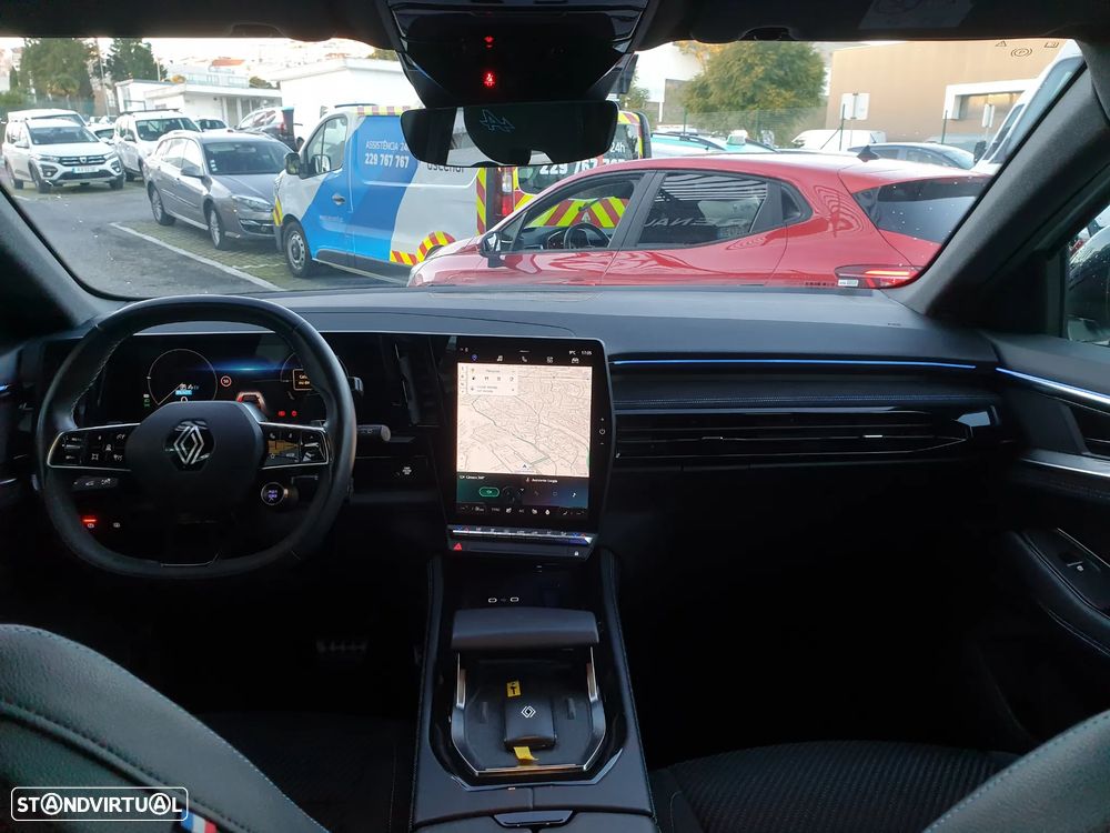 Renault Austral 1.2 E-Tech Iconic Espirit - 10