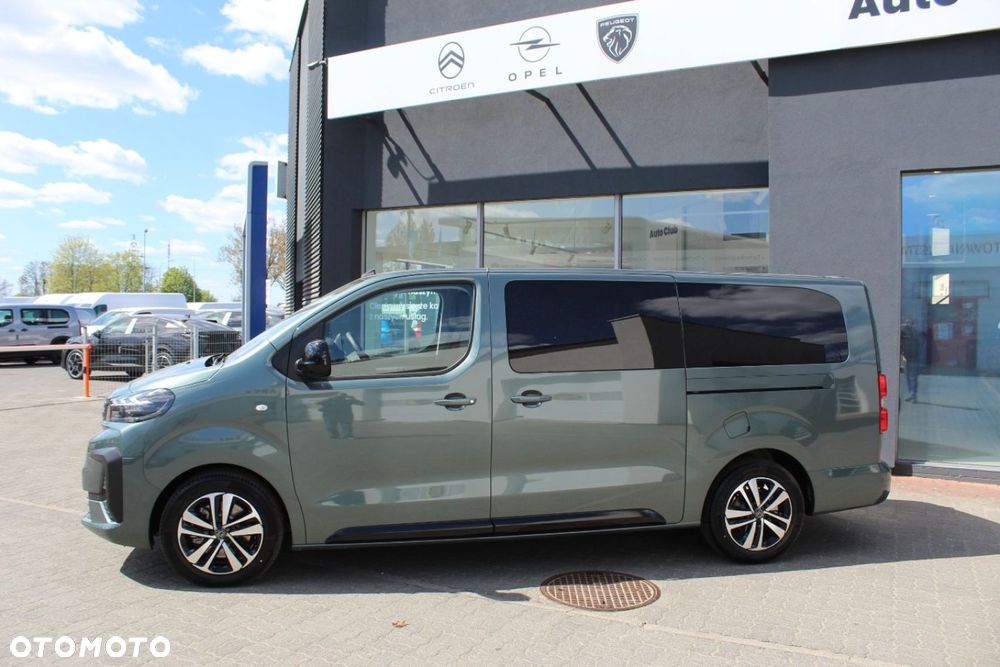 Peugeot Traveller - 13