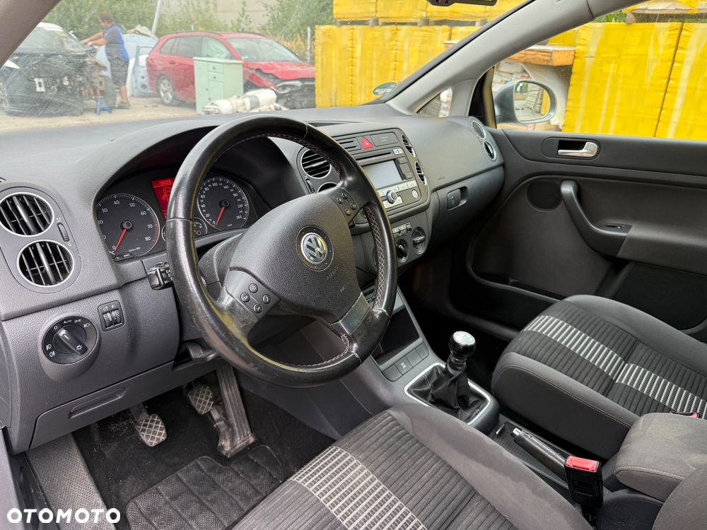 Volkswagen Golf Plus - 12