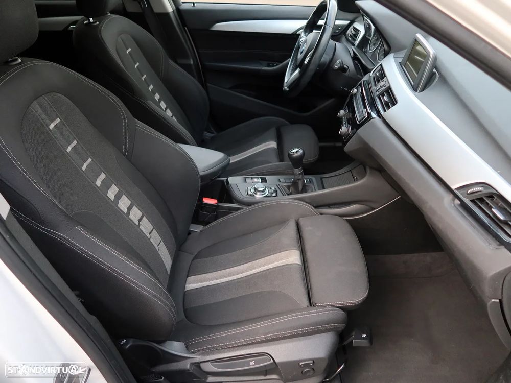 BMW X1 16 d sDrive Line Sport - 13