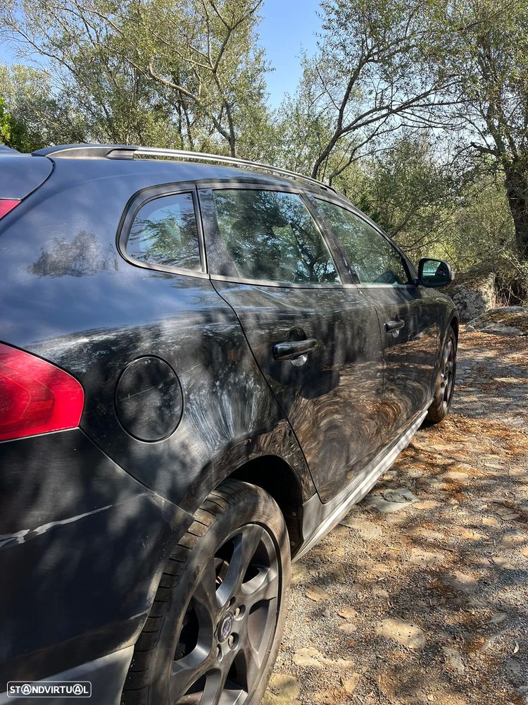 Volvo V40 Cross Country - 5