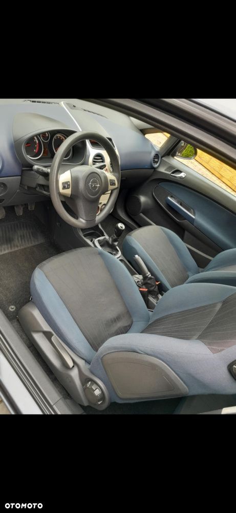 Opel Corsa - 8