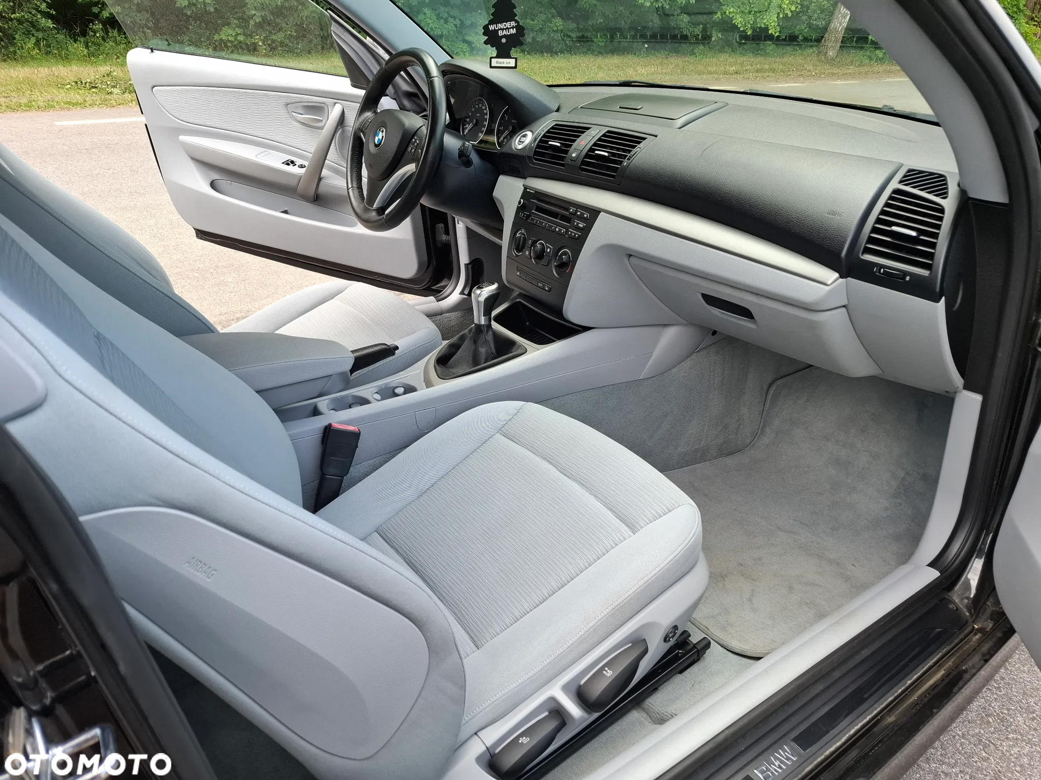 BMW Seria 1 116i - 11