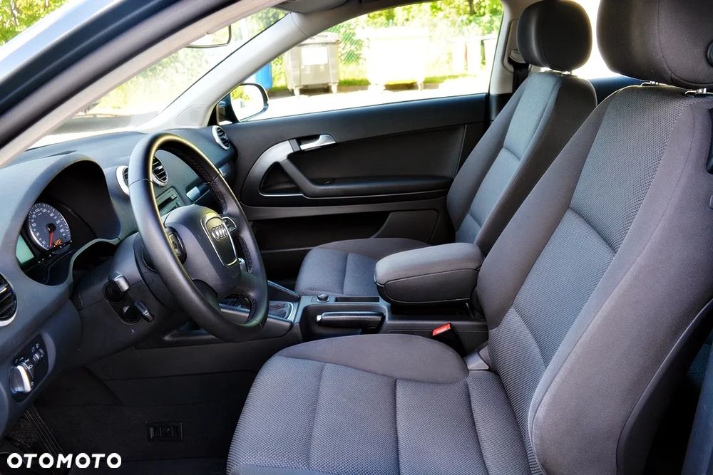 Audi A3 3-drzwiowe 1.6 TDI 99g DPF - 8