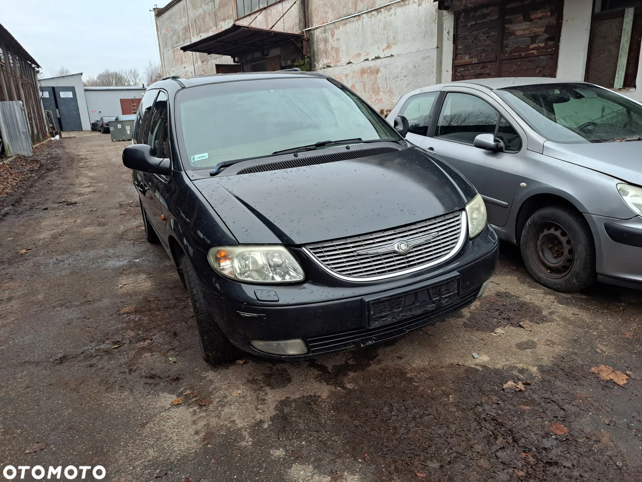 CHRYSLER GRAND VOYAGER 2,5 crd, CZĘŚCI, lampy, maska, błotnik, Alternator - 2