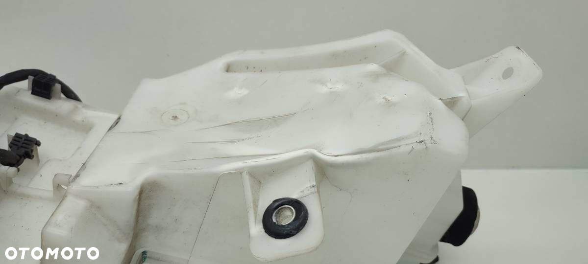 ZBIORNICZEK SPRYSKIWACZY POMPKA VOLVO S90 II 32237465 - 4