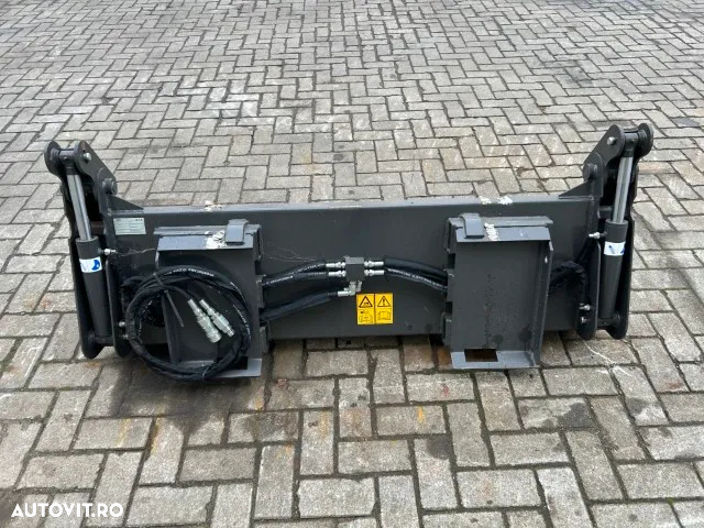 Cupa de Bobcat multi functionala - 2