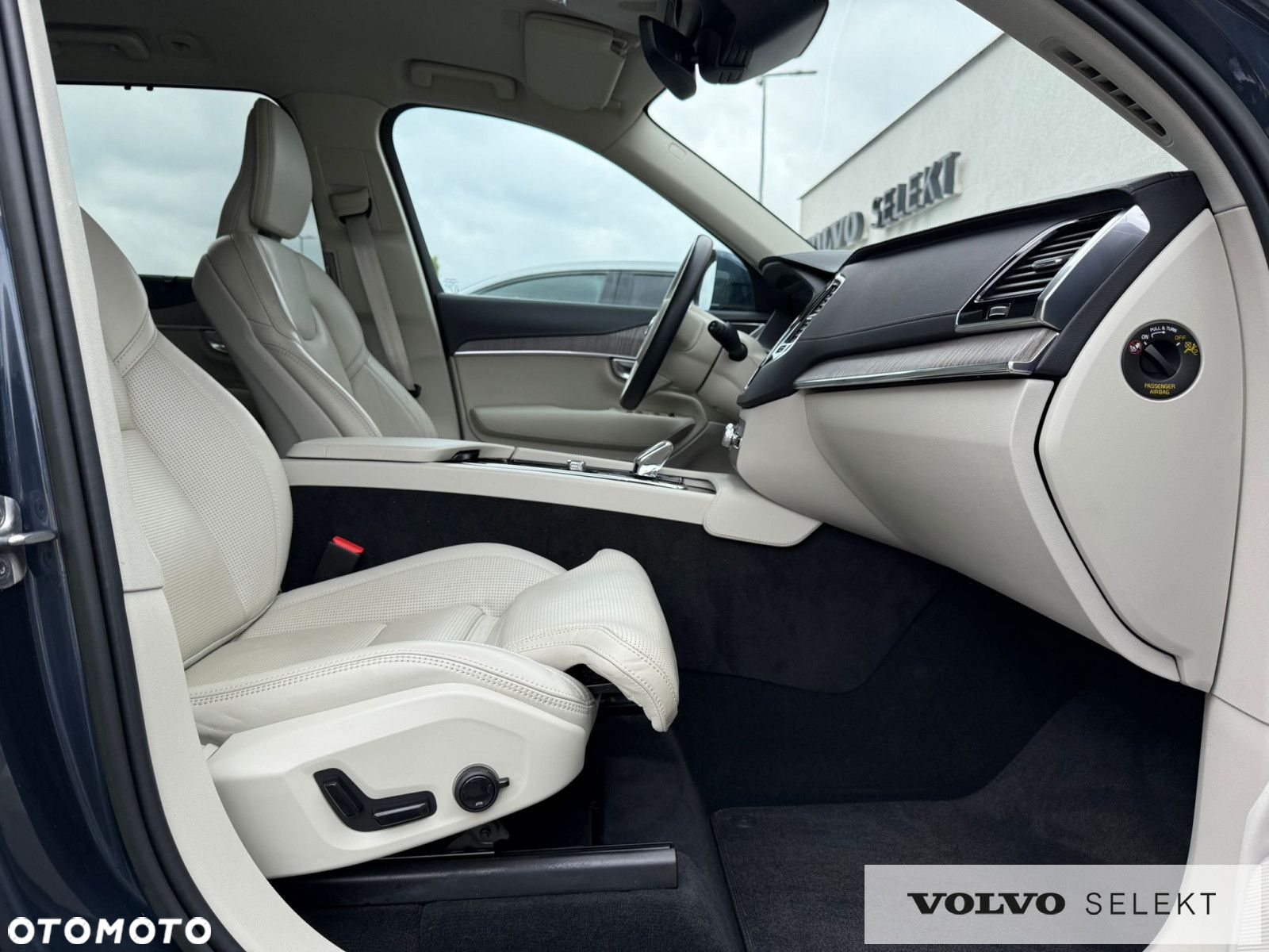 Volvo XC 90 - 15