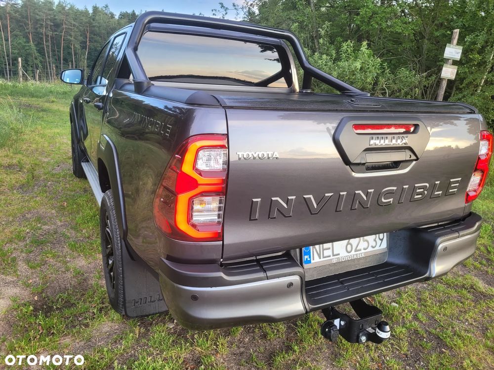Toyota Hilux 2.8 D-4D Double Cab Invincible 4x4 - 2