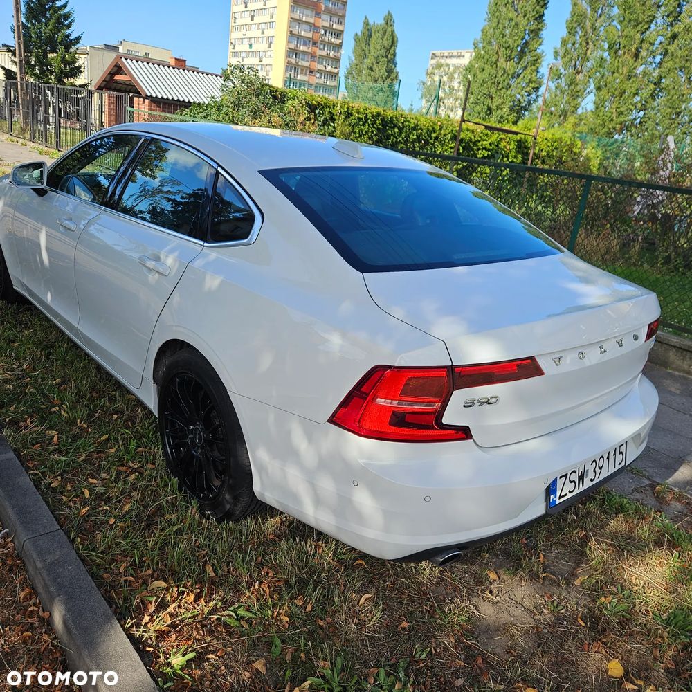 Volvo S90 - 16