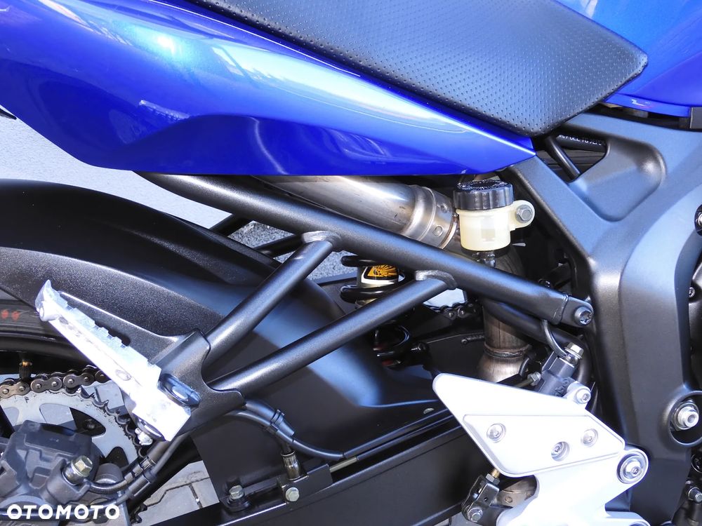 Yamaha FZ6 - 14