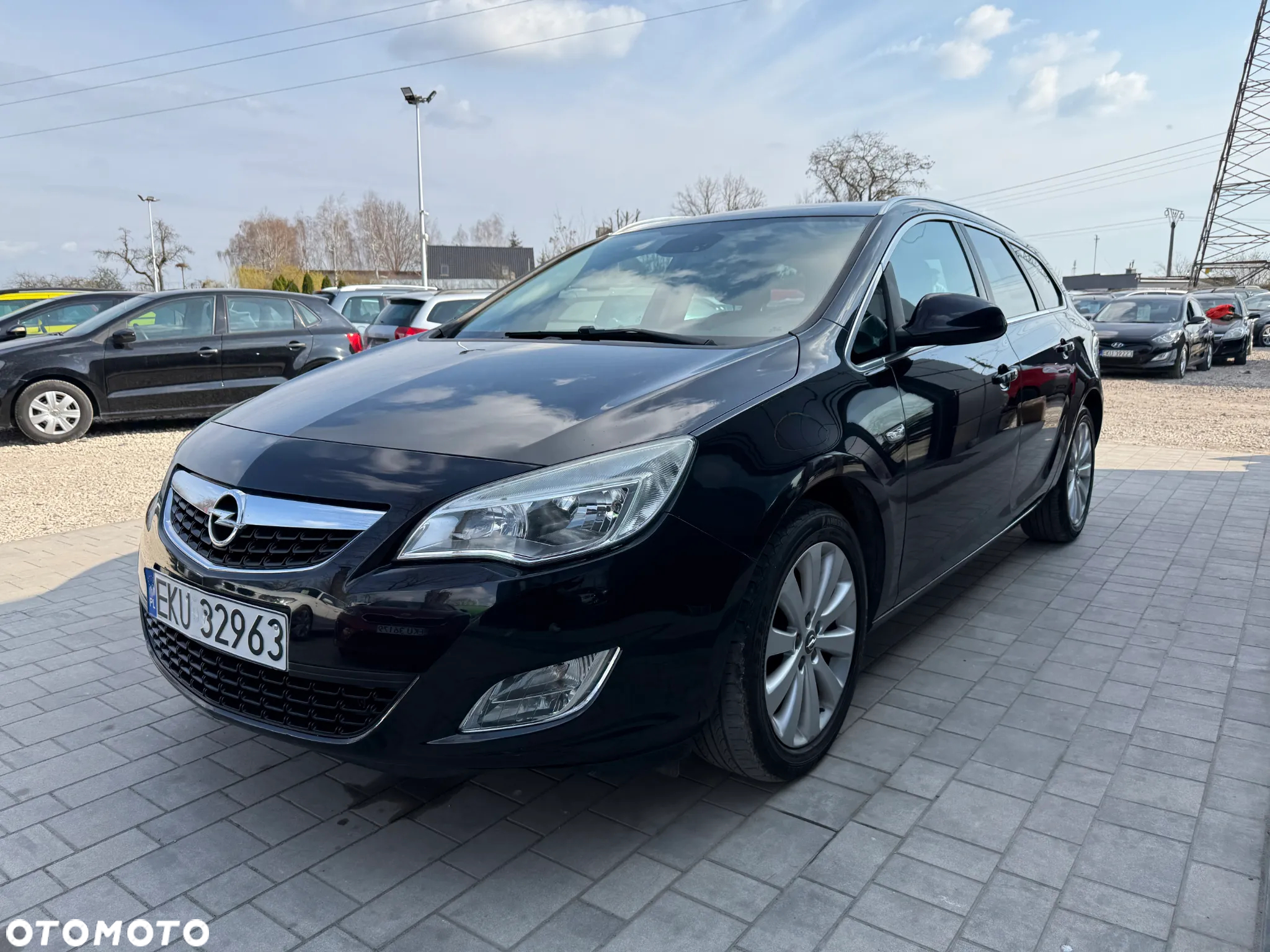 Opel Astra 1.4 EcoFLEX Cosmo - 9