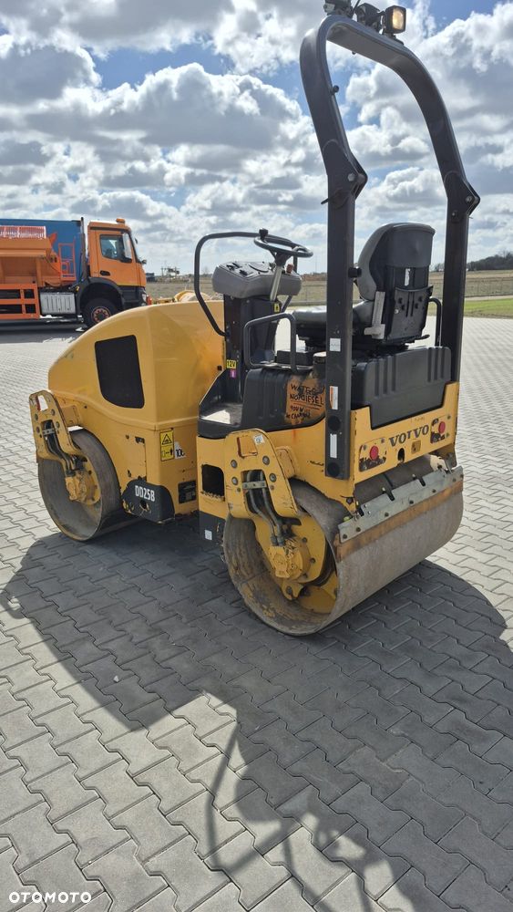 Volvo Volvo DD25B - 5