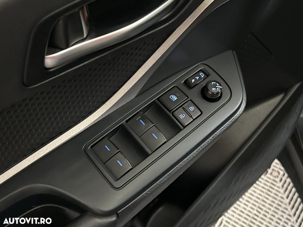 Toyota C-HR - 14
