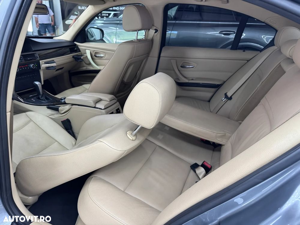 BMW 3 Series 2010 — imagine 14
