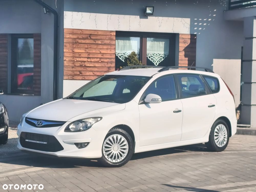 Hyundai i30 1.6 CRDi Classic + - 10