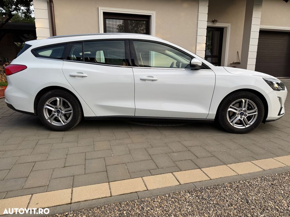 FORD Focus 2021 — imagine 12