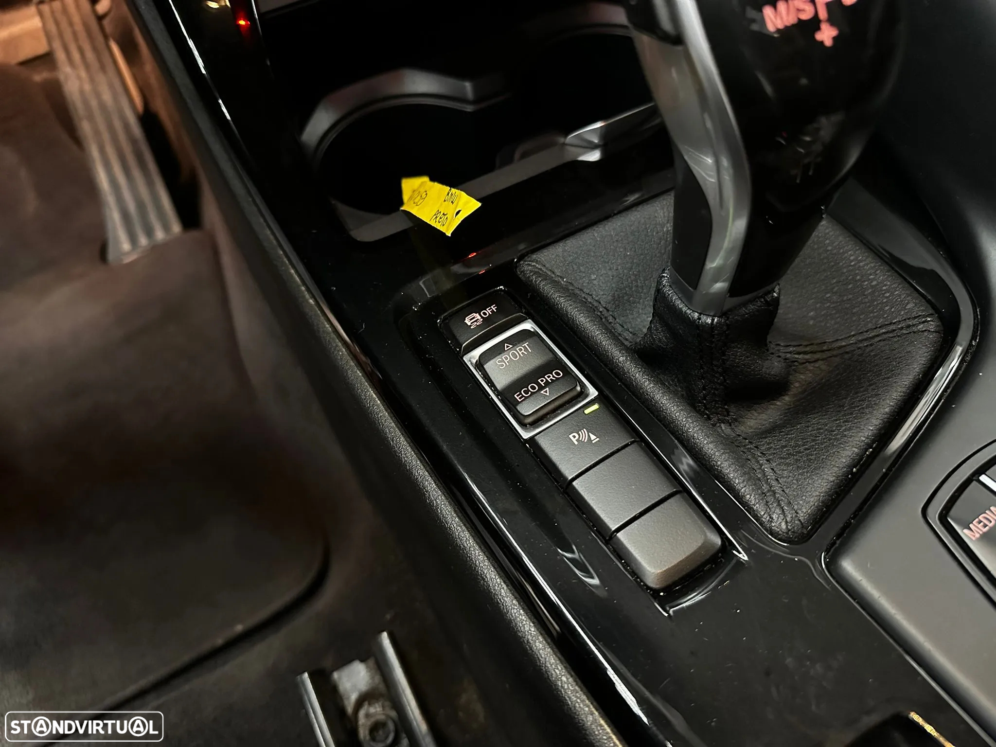 BMW X1 16 d sDrive Auto - 34