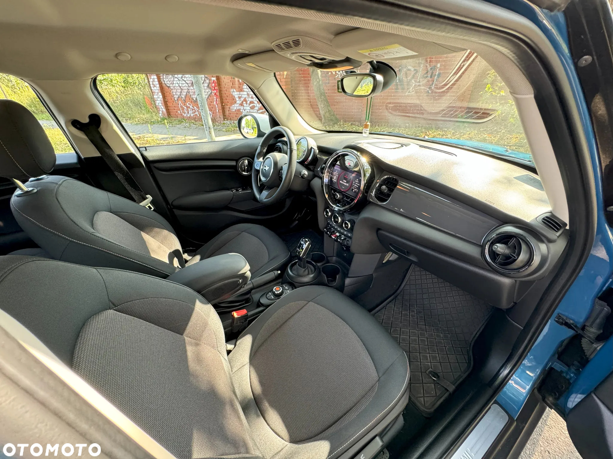 MINI Cooper - 17