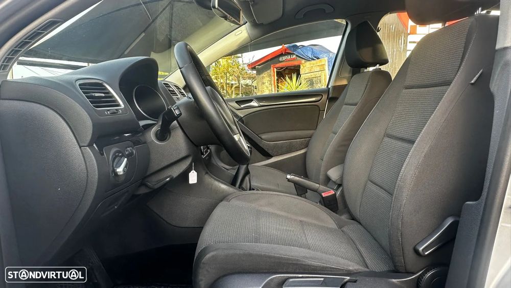 VW Golf 1.6 TDi DPF Comfortline - 5