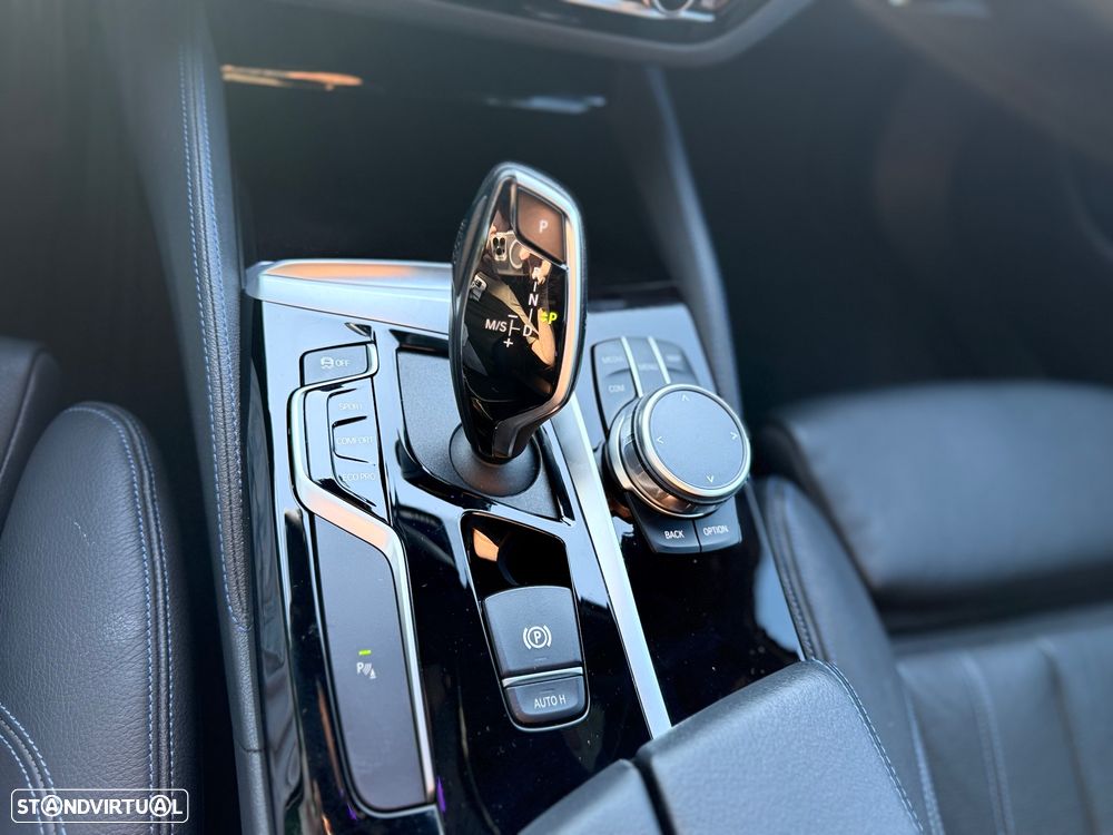 BMW 520 d Pack M Auto - 28