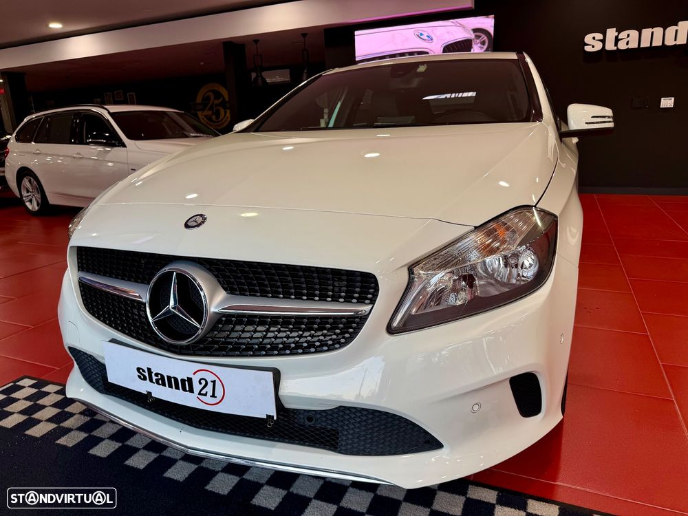 Mercedes-Benz A 180 CDI (BlueEFFICIENCY) Urban - 2