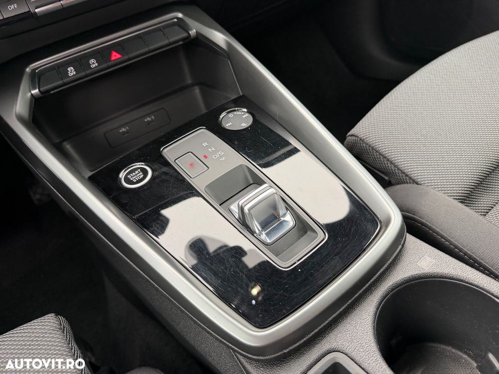 Audi A3 30 TFSI ack S tronic - 25