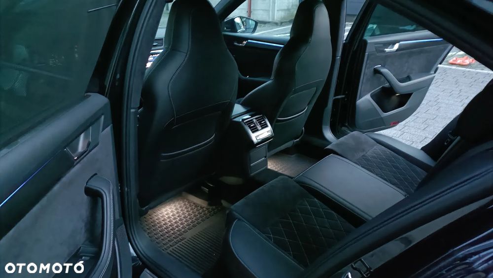 Skoda Superb 2.0 TSI 4x4 Sportline DSG - 9
