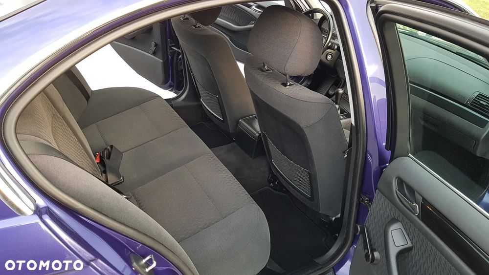 BMW Seria 3 - 8