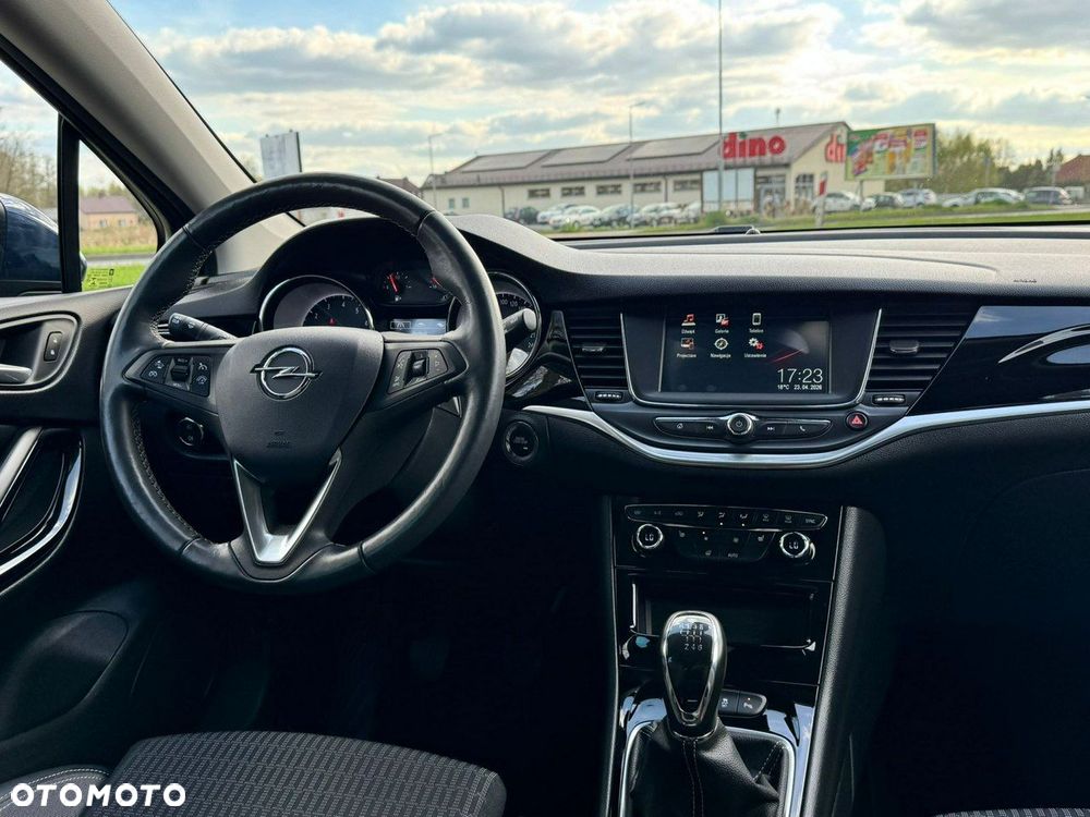 Opel Astra - 18