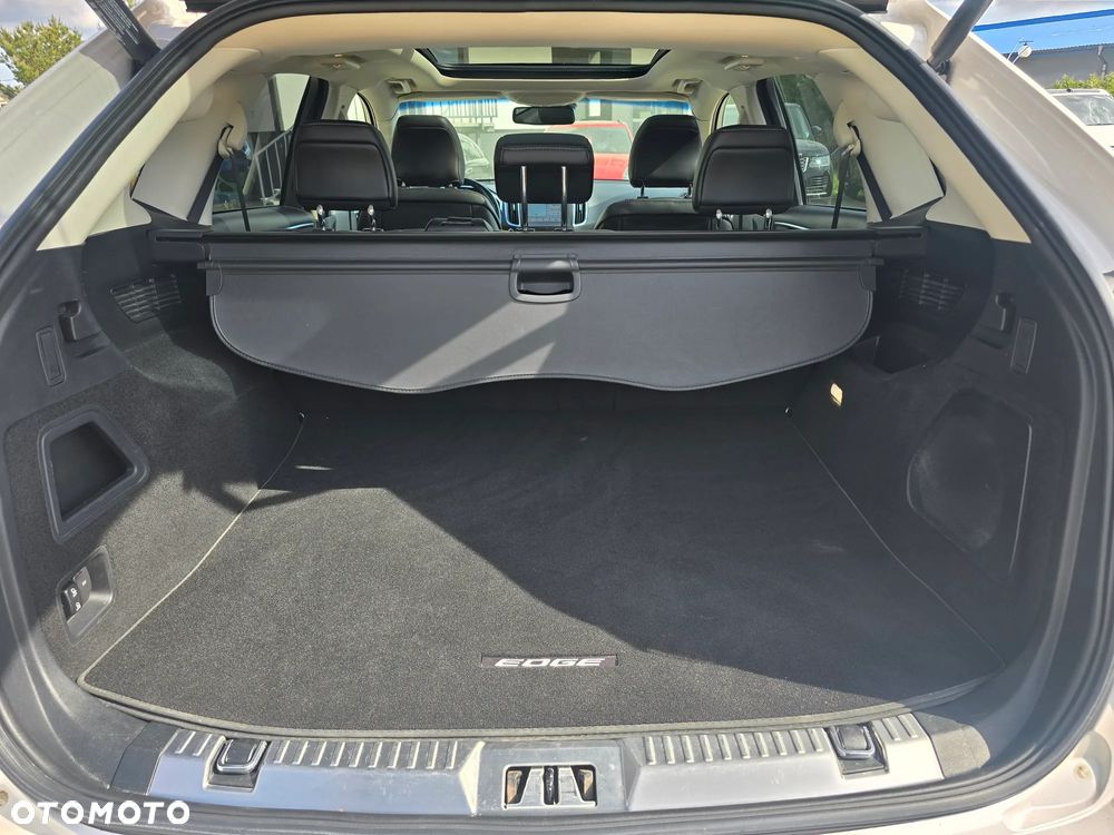 Ford Edge 2.0 TDCi Twin-Turbo 4WD ST-Line - 24