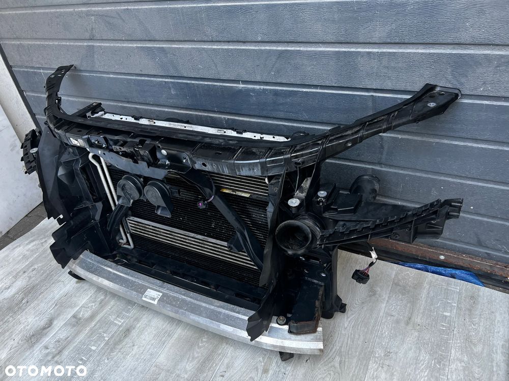 KOMPLETNY PAS PRZEDNI AUDI Q7 4L LIFT 4,2 TDI Q3 8U LIFT - 9