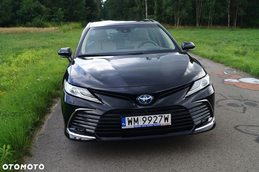 Toyota Camry 2.5 Hybrid Executive CVT - 2