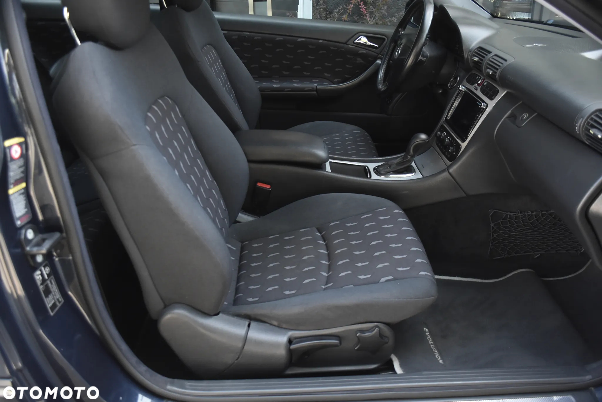 Mercedes-Benz Klasa C 180 Kompressor Sportcoupe Automatik Sport Edition - 8