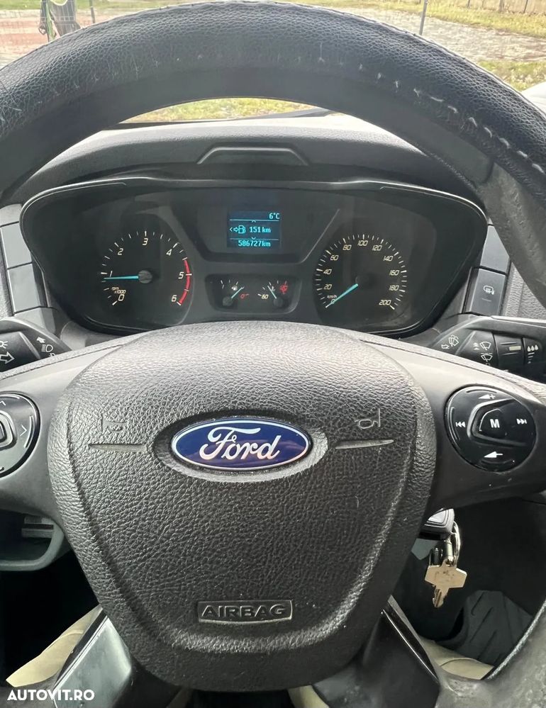 Ford Transit - 11