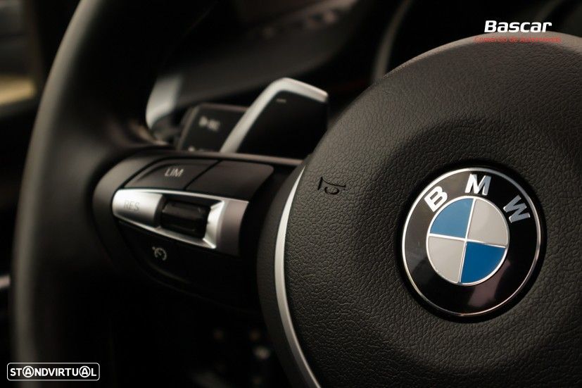 BMW X5 25 d sDrive Comfort 7L - 40