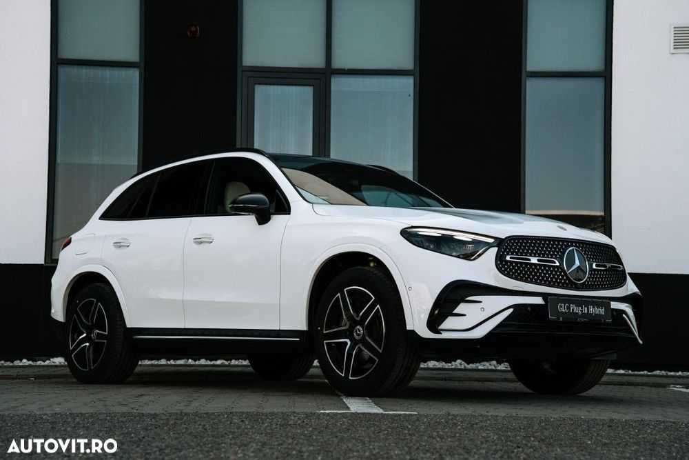 Mercedes-Benz GLC 300 e 4MATIC - 27