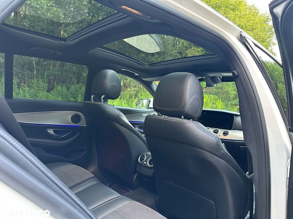 Mercedes-Benz Klasa E 220 d 9G-TRONIC - 12