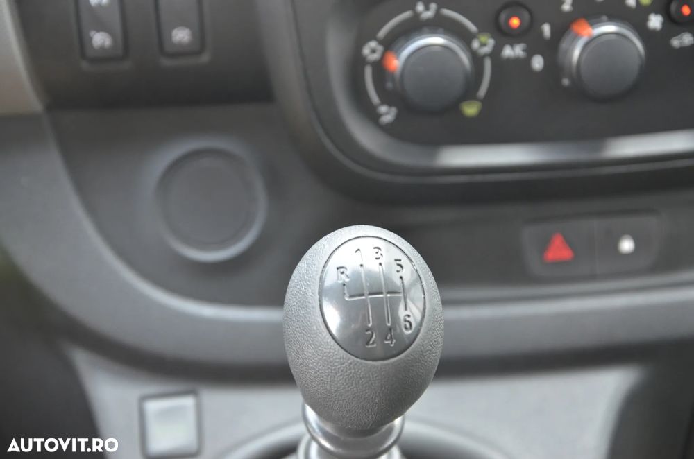 Renault Trafic ENERGY dCi 125 Spaceclass - 39